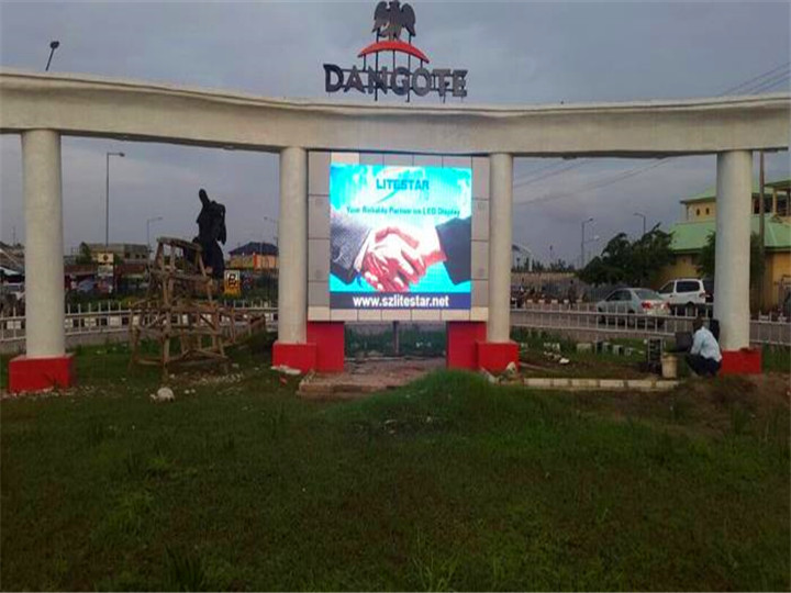 Outdoor P6 Double Sides LED Video Wall Untuk Periklanan Di Nigeria